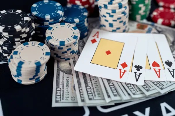 OVO and GoPay payment options on omtogel alternatif